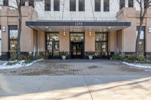1255 State St, Chicago IL 60605-1928 exterior