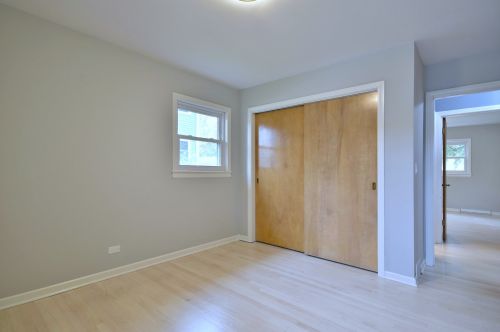 6909 Balmoral Ave, Chicago IL  60656-2007 exterior