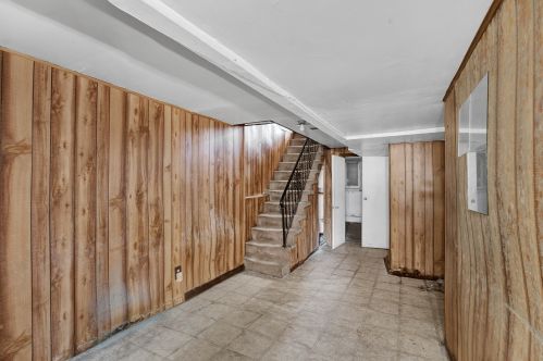 3611 Calumet Ave, Chicago IL 60653-1103 exterior