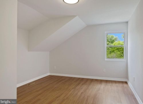 6511 Kansas Ln, Silver Spring MD  20912-4719 exterior