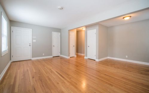 8313 Dana St, Milwaukee, WI 53214-1462