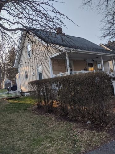 5 Geneva St, Worcester, MA 01602-4361