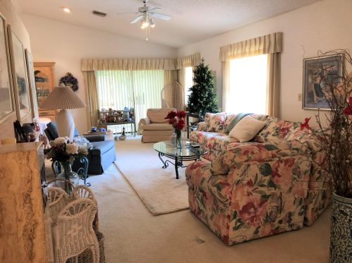 7230 4th Ave, Boca Raton, FL 33487-2352