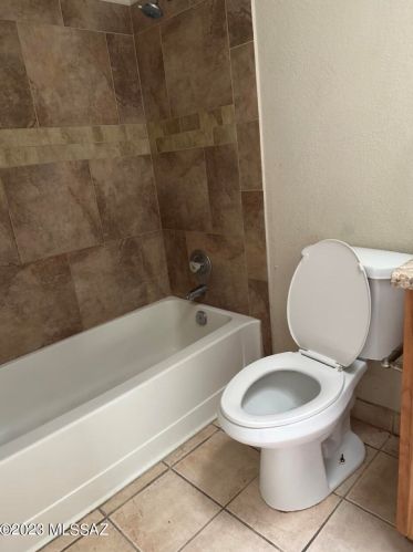 1765 Ransom Oaks Dr, Tucson AZ 85746-3173 exterior