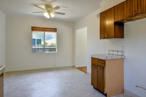 826 Oakgrove Dr, San Jose CA  95129-2319 exterior