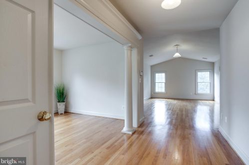 1588 Highland Glen Pl, Mc Lean VA  22101-4159 exterior