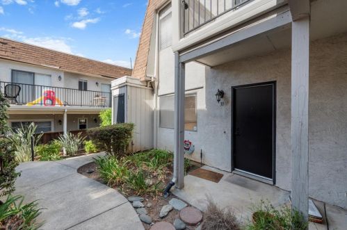 3641 Clayton Rd, Concord CA  94521-2576 exterior