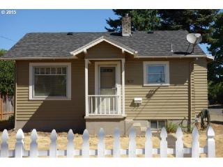 7035 Flavel St, Portland, OR 97206-7945