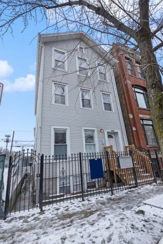 1225 Ohio St, Chicago IL  60642-6408 exterior