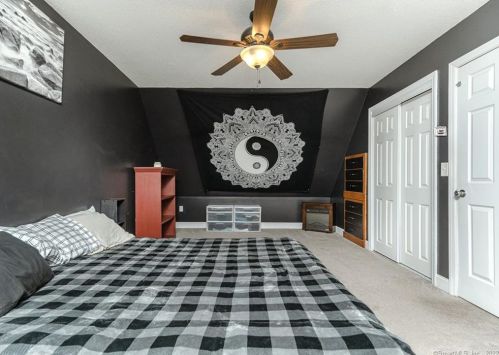 1893 Upper Maple St, Killingly CT 06241-1513 exterior