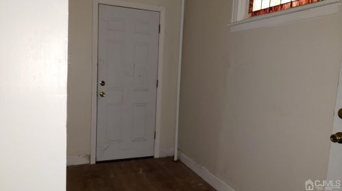 122 Madison Ave, Perth Amboy NJ 08861-4307 exterior