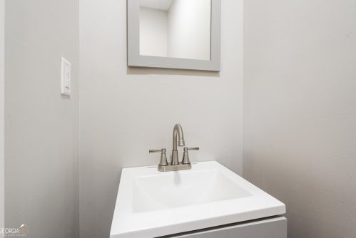 16 Eugenia St, Atlanta GA 30318-0026 exterior