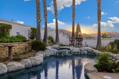 45473 Camino Monzon, Temecula CA 92592-1300 exterior