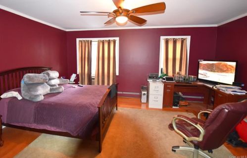 422 158th St, Bronx NY 10456-7702 exterior