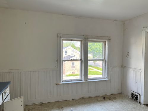 1015 Hamilton St, Manitowoc WI 54220-5227 exterior