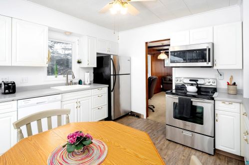 3419 Blackman Ave, Duluth MN 55811-5204 exterior