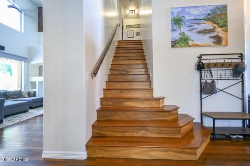 3151 Greythorne Way, Chandler AZ  85248-2152 exterior