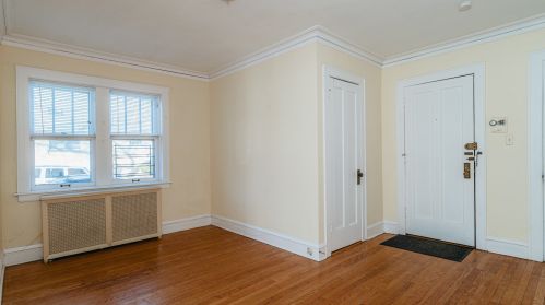 3139 Francisco Ave, Chicago IL 60618-5814 exterior