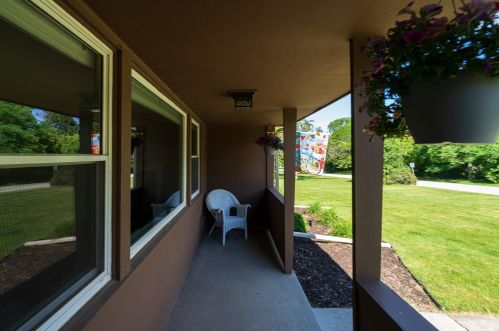 219 Daphne Rd, Milwaukee WI 53209-3346 exterior