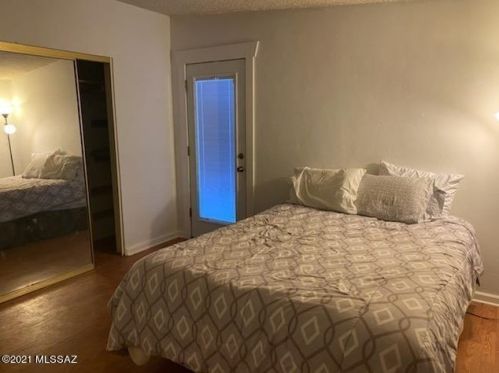 6152 29 St, Tucson AZ 85711-6123 exterior