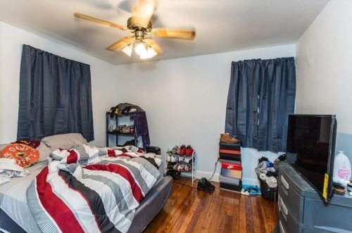 1884 Smith St, Providence RI 02911-2944 exterior