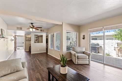 708 Orange Tree Pl, Tucson, AZ 85704-3956