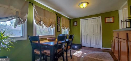 905 1st St, Rockville MD 20850-1444 exterior