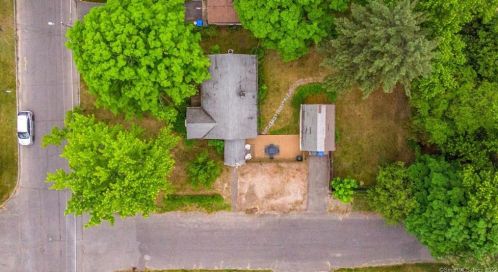 93 Aldrew Ter, Springfield MA 01119-2424 exterior