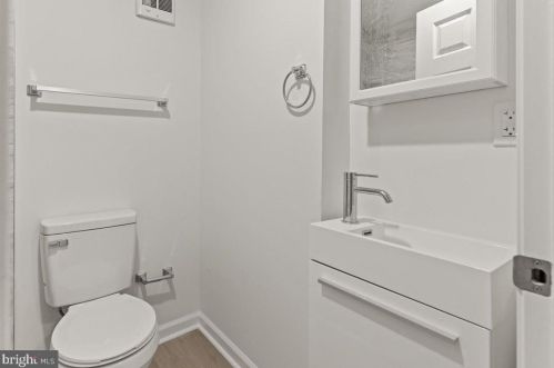 1602 17 St, Philadelphia PA 19132-3930 exterior