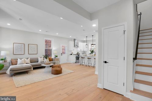 227 S St, Washington, DC 20001-1525