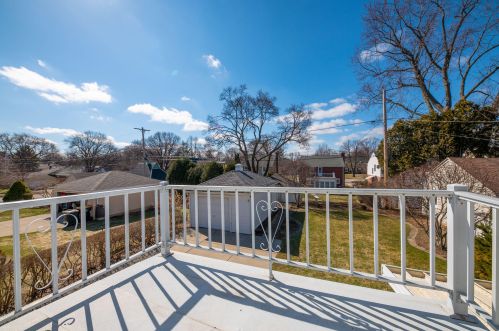 2517 82, Milwaukee WI 53219-0024 exterior