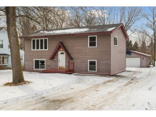 607 7th Ave, Princeton, MN 55371-2108