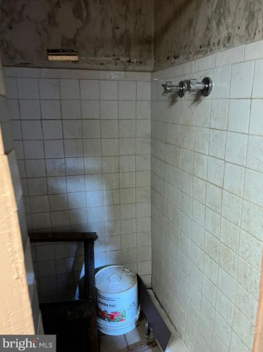 4261 Frankford Ave, Philadelphia PA 19136-2736 exterior