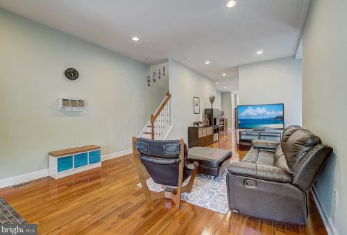 4721 Hazel Ave, Philadelphia PA 19143-2023 exterior