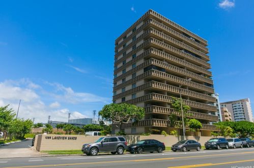 1099 Ala Napunani St, Honolulu HI 96818-1760 exterior