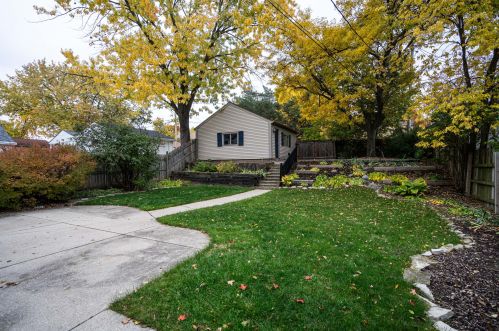 2944 90th St, Milwaukee WI  53222-4613 exterior