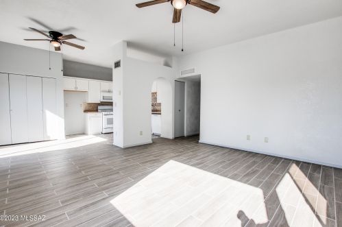 254 Melridge St, Tucson AZ  85706-3352 exterior