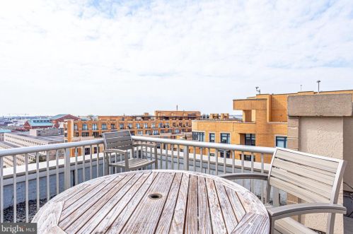 811 4th St, Washington DC  20003-3445 exterior