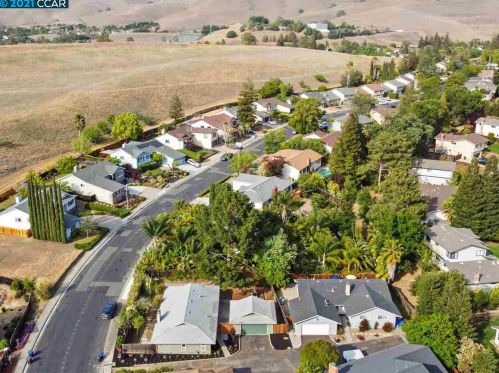 1866 Camino Estrada, Concord, CA 94521-2418