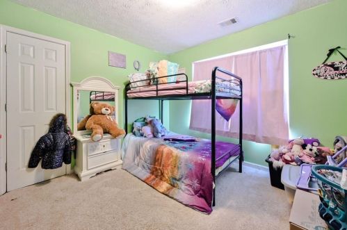 990 Palmer Rd, Lithonia GA 30058-2945 exterior