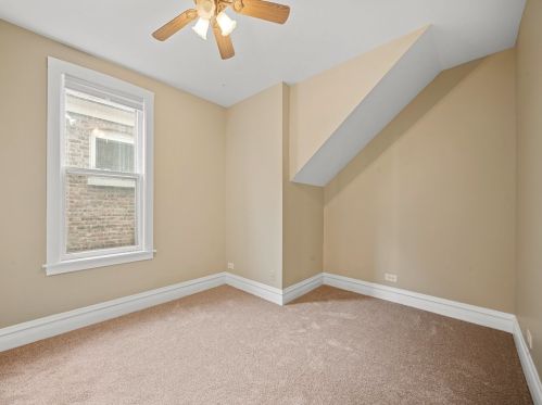 2226 Kedvale Ave, Chicago IL 60629-5708 exterior