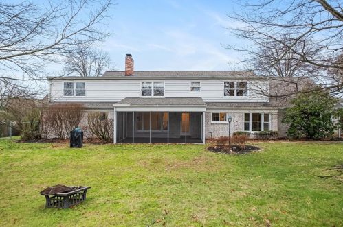 213 Harwick Dr, Pittsburgh PA  15235-5331 exterior