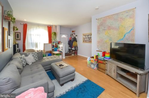 1335 29 St, Philadelphia PA 19121-4503 exterior