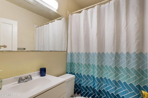 1126 Glenn St, Tucson AZ  85705-4026 exterior