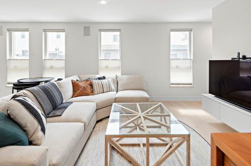 90 Cottage St, Boston, MA