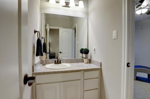 27234 Liberty Hts Ln, Fulshear TX 77441-1480 exterior