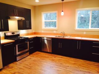 1525 18th Ave, Seattle WA  98144-3552 exterior