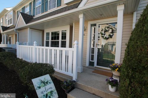 1506 Carol Ct, Jamison, PA 18929-1773