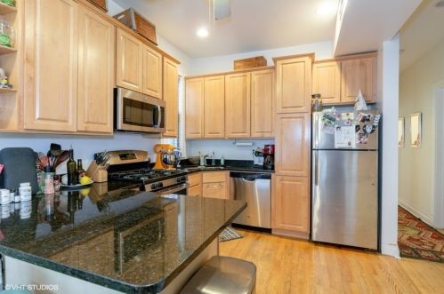 4410 Dover St, Chicago IL 60640-5529 exterior