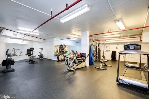 800 25th St, Washington DC  20037-2208 exterior